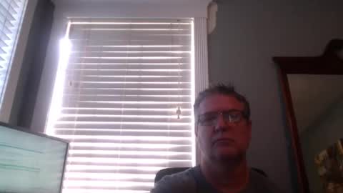 Snapshot of mtbrdr76 chatting on March 2026 04:22:01 PM Fun time Daddy online show from March 2026 04:22:01 PM