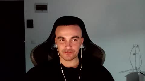 Victor online show from January 2025 09:09:02 PM