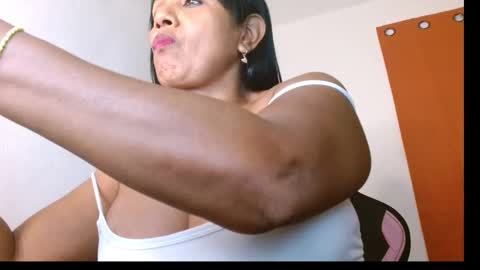 yuli online show from January 2025 10:08:02 PM