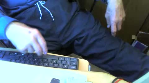 Snapshot of muller520 chatting on May 2026 12:26:02 PM muller520 online show from May 2026 12:26:02 PM