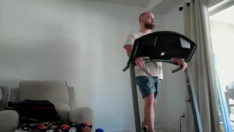 Bearded online show from February 2026 02:15:02 PM