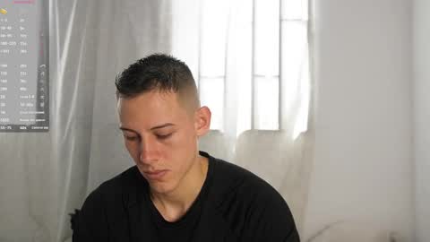 muscle_king_cum online show from November 2025 02:49:02 PM