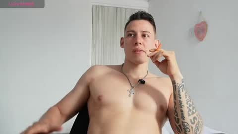 muscle_king_cum online show from April 2026 03:27:01 PM
