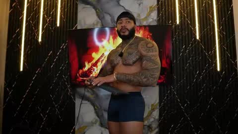 Snapshot of muscle_man19 chatting on May 2026 06:10:02 AM Nick online show from May 2026 06:10:02 AM