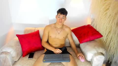 myke online show from December 2024 08:36:01 PM