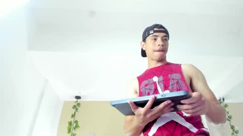 muscle scott online show from September 2025 12:20:01 PM