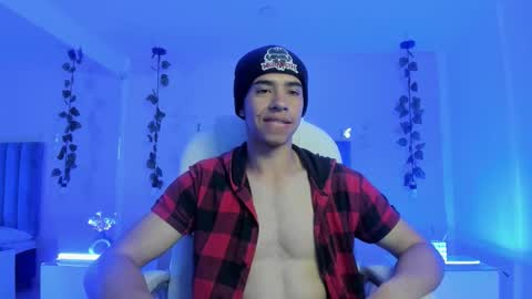 muscle scott online show from November 2025 12:18:02 PM