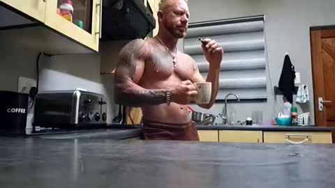 Snapshot of muscledaddy69s chatting on January 2026 02:03:01 AM muscledaddy69s online show from January 2026 02:03:01 AM