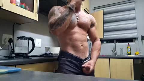 Snapshot of muscledaddy69s chatting on March 2026 02:17:02 AM muscledaddy69s online show from March 2026 02:17:02 AM