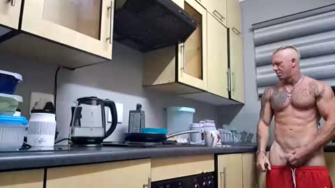 Snapshot of muscledaddy69s chatting on March 2026 02:06:01 AM muscledaddy69s online show from March 2026 02:06:01 AM