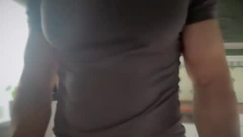 musclehair3 online show from March 2025 02:00:01 PM