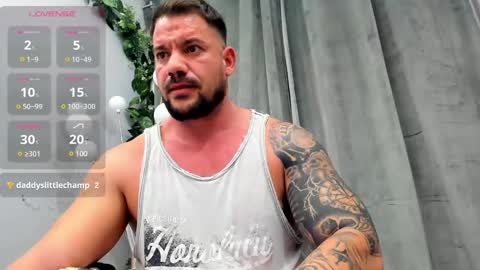 MuscleMonster31 online show from February 2025 12:16:01 PM