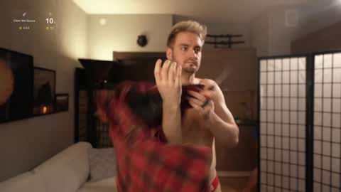 Ivan  online show from December 2024 04:06:01 PM