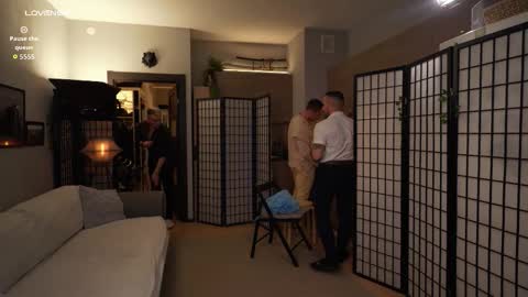 Ivan  online show from October 2025 04:03:02 PM