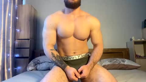 muscularjuggler online show from December 2025 06:09:01 AM