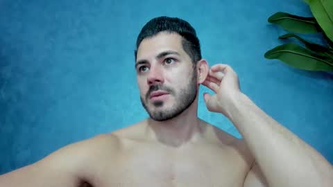 muscularmaster onlyfans online show from October 2025 09:18:01 AM