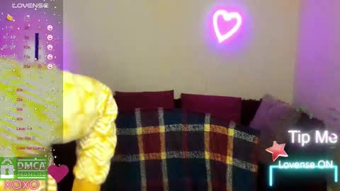 Jenya online show from November 2025 06:52:01 PM