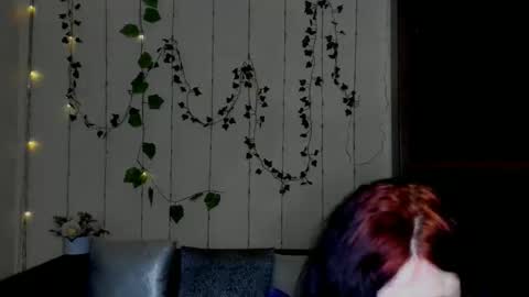 Jeneva online show from January 2026 07:11:01 PM