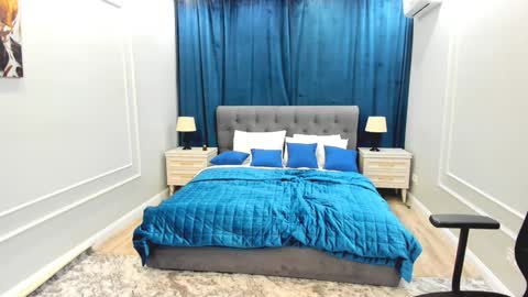 museofheart online show from February 2025 02:11:02 AM