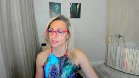 Snapshot of museofstage chatting on June 2026 11:31:01 AM Diana online show from June 2026 11:31:01 AM