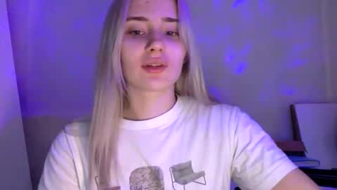 Snapshot of musescorner chatting on February 2026 02:04:02 PM musescorner online show from February 2026 02:04:02 PM