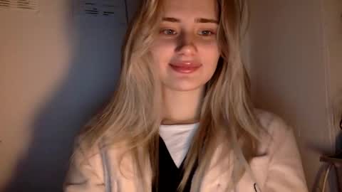 Snapshot of musescorner chatting on March 2026 06:04:02 PM musescorner online show from March 2026 06:04:02 PM