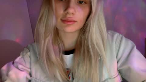 musescorner online show from June 2026 06:57:02 PM