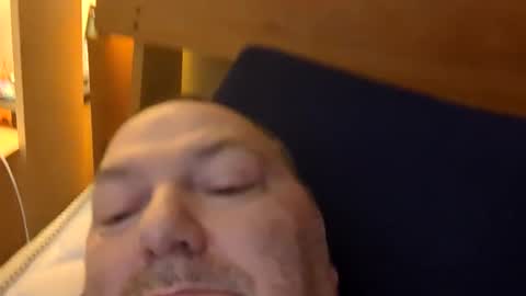 mutualmasturbatorman online show from January 2026 02:10:01 PM