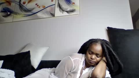 Snapshot of mwana69 chatting on April 2026 07:01:01 PM mwana69 online show from April 2026 07:01:01 PM