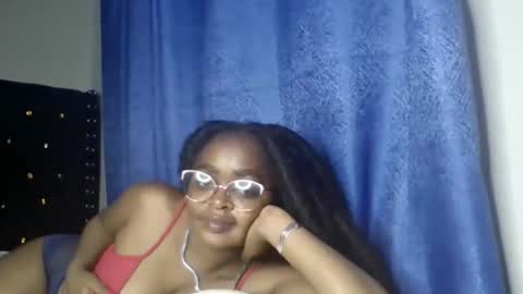 Snapshot of mwana69 chatting on May 2026 08:10:01 AM mwana69 online show from May 2026 08:10:01 AM