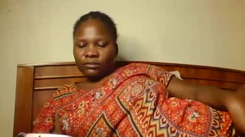 mwekas568403 online show from October 2025 02:37:02 AM