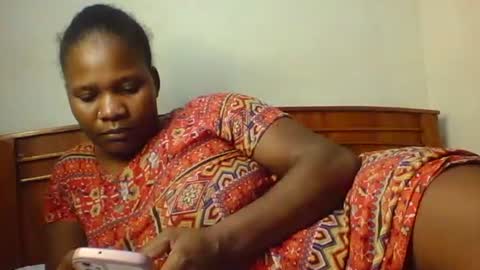 mwekas568403 online show from November 2025 03:05:01 AM