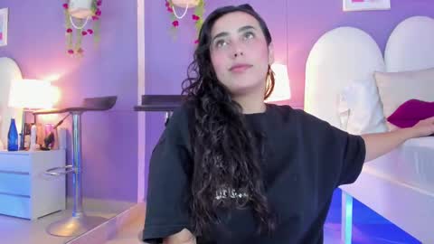 my_aleja_ online show from September 2025 01:36:01 PM