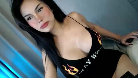 Snapshot of my_other_half chatting on November 2025 07:08:01 AM Serena online show from November 2025 07:08:01 AM