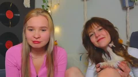  PARIS   online show from January 2025 04:32:02 PM