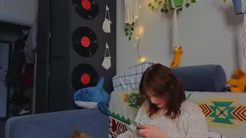  PARIS   online show from January 2025 07:49:02 AM