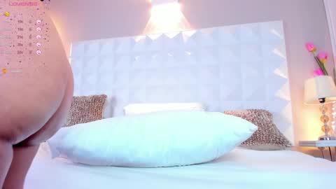 Mariana Evans online show from January 2025 02:46:01 PM