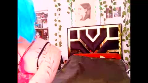 miagosling  NTMU  Dont forget follow me  online show from October 2025 04:46:01 PM