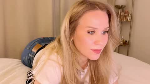 Mya-be Yours P online show from December 2024 11:49:01 PM