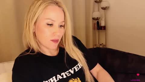 Mya-be Yours P online show from October 2025 11:50:04 PM