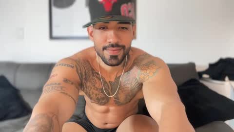 Myke esthetic online show from February 2025 04:07:02 AM