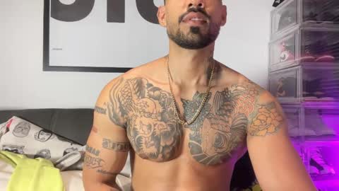 Myke esthetic online show from October 2025 03:39:02 AM