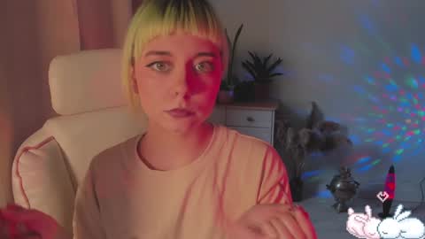 MylaFlores online show from December 2024 09:03:01 AM