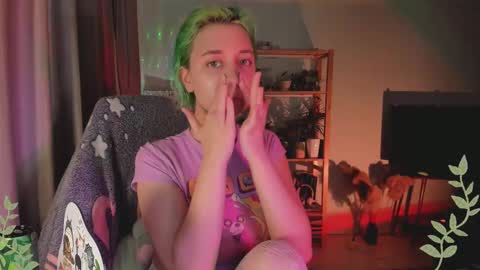 MylaFlores online show from March 2025 02:07:02 AM