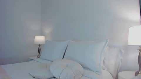 Myle online show from September 2025 11:16:01 PM