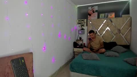 Snapshot of myluandjackhot chatting on February 2026 10:33:01 AM Myluandjack online show from February 2026 10:33:01 AM