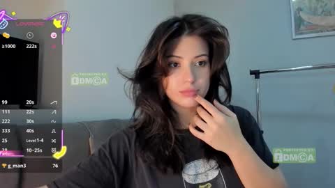 hey its Mel online show from September 2025 03:56:01 PM