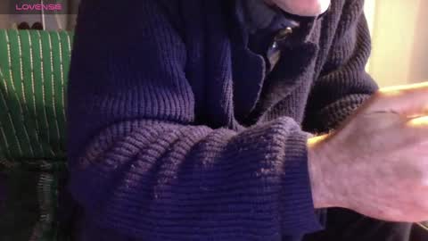 Bi sexy guy lovense hush is on private is open or password show tip if you like. online show from February 2025 12:47:02 PM