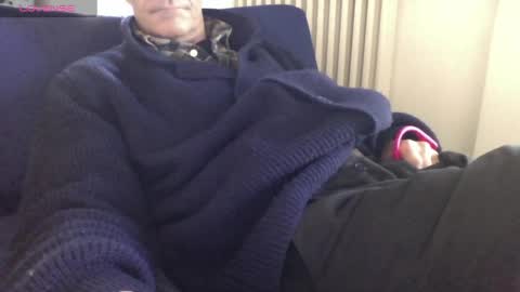 Bi sexy guy lovense hush is on private is open or password show tip if you like. online show from March 2025 02:54:02 PM