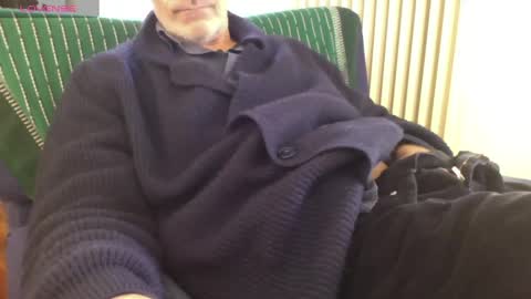 Bi sexy guy lovense hush is on private is open or password show tip if you like. online show from March 2025 11:10:02 AM